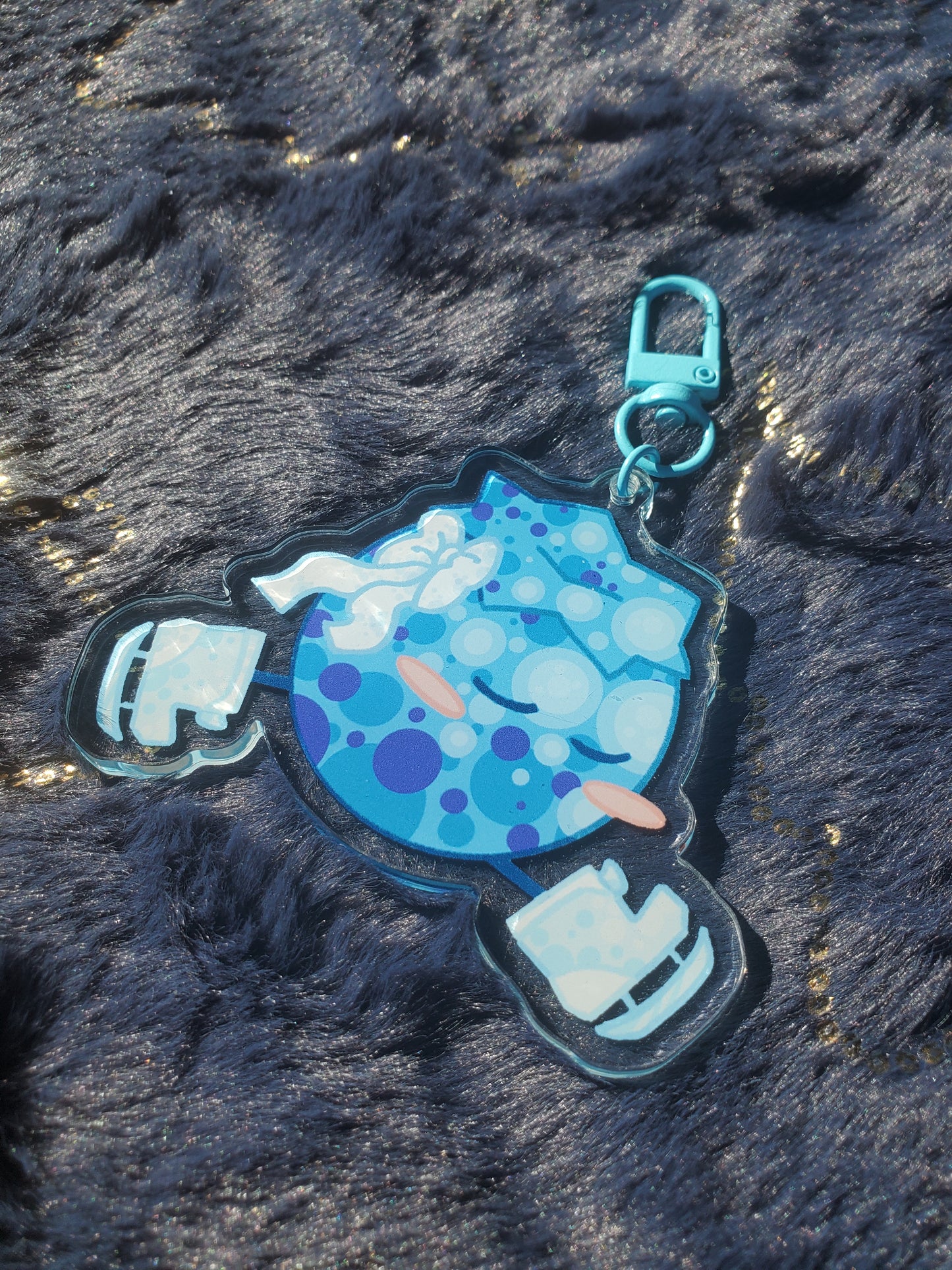 (Pre-order) Skiting Blueberry Keychain